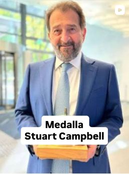 Medalla Stuart Campbell